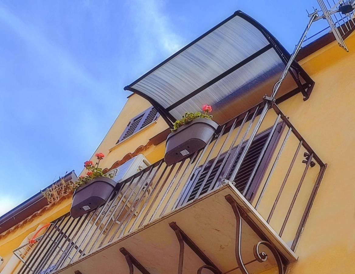 La Dimora Di Lexy Villa Palermo Buitenkant foto